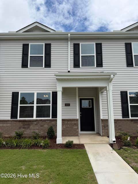 Townhouse For Sale - 2033 Clock Road<br/> Craven County, New Bern, NC 28562