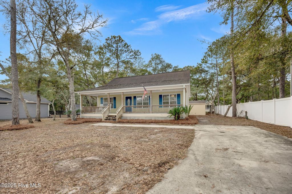 Photo of 2571 Bellamy Drive SW, Supply, NC 28462 (MLS # 100546992)