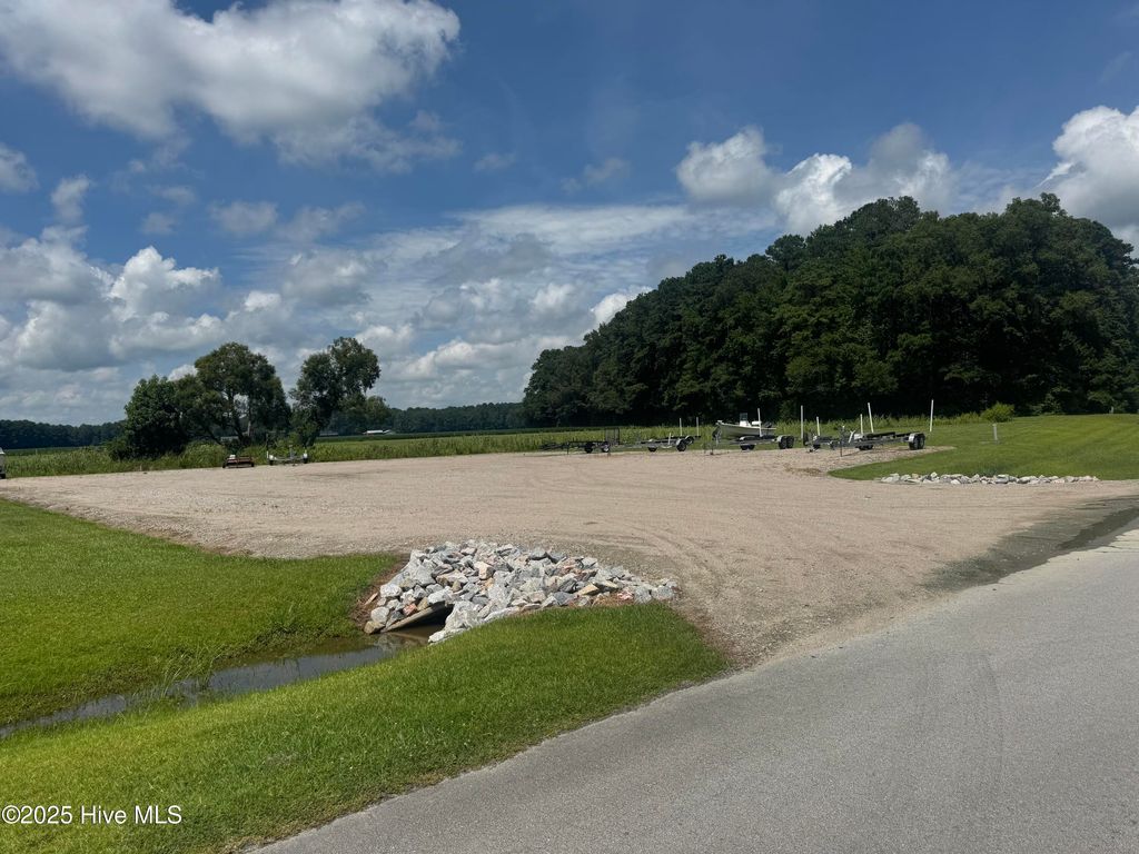 Photo of 36 Sr 1767 Off, Pinetown, NC 27865 (MLS # 100518931)