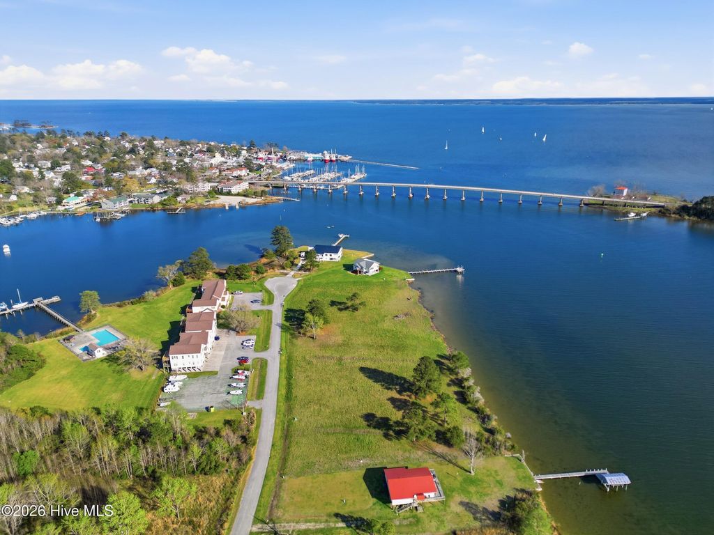 Photo of 8046 Treasure Drive, Oriental, NC 28571 (MLS # 100563830)