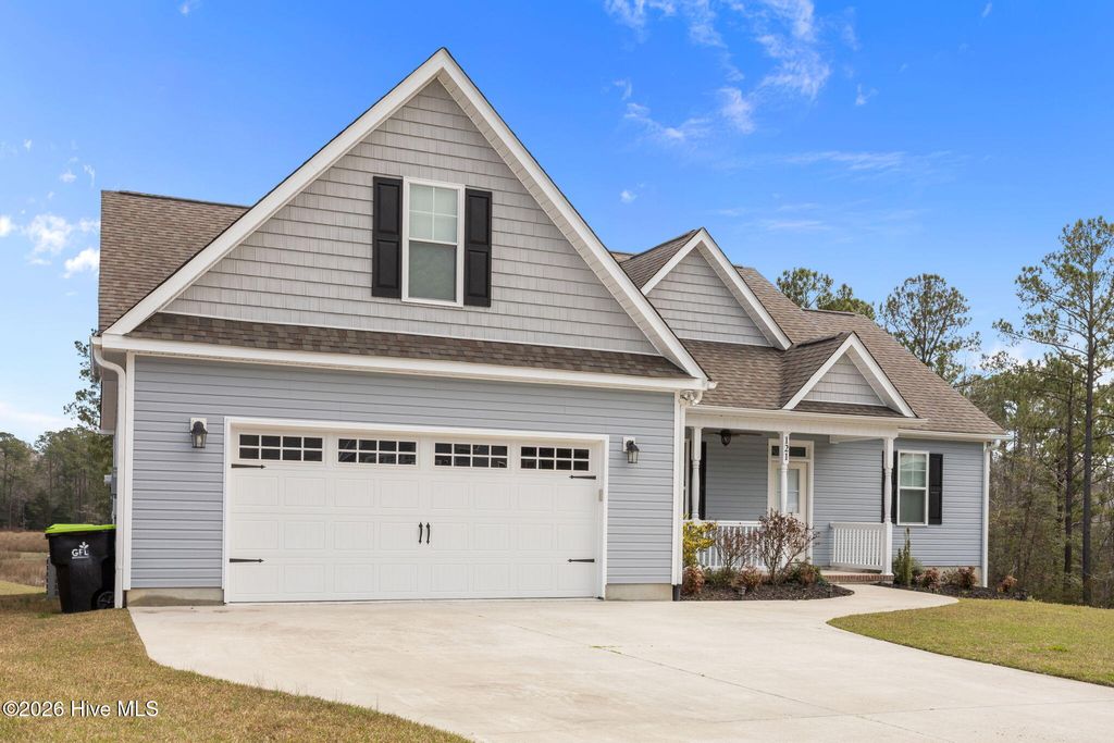 Photo of 121 Shadow Creek Drive, Hubert, NC 28539 (MLS # 100559560)