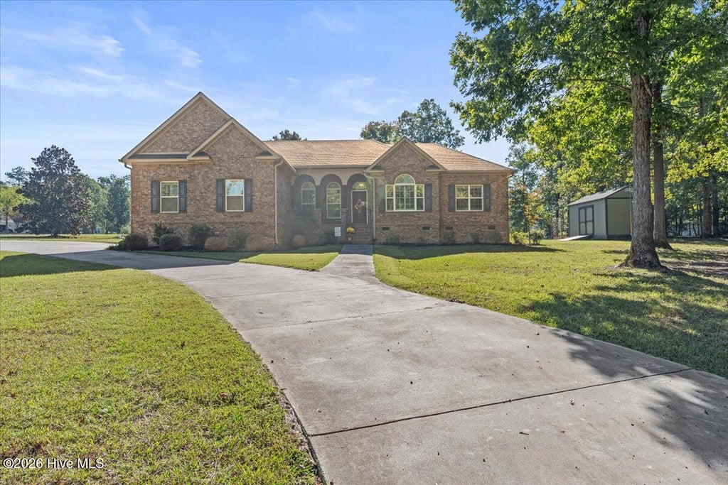 Photo of 1680 Plantation Circle, Lincolnton, GA 30817 (MLS # 100612523)