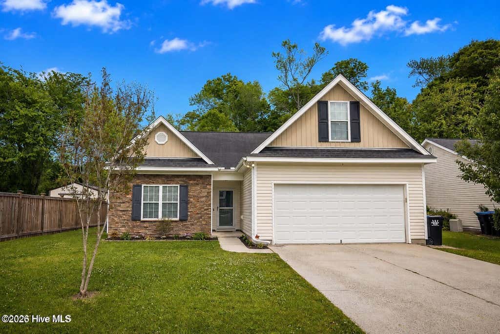 Photo of 1017 Bally Bunion Lane, Burgaw, NC 28425 (MLS # 100566481)