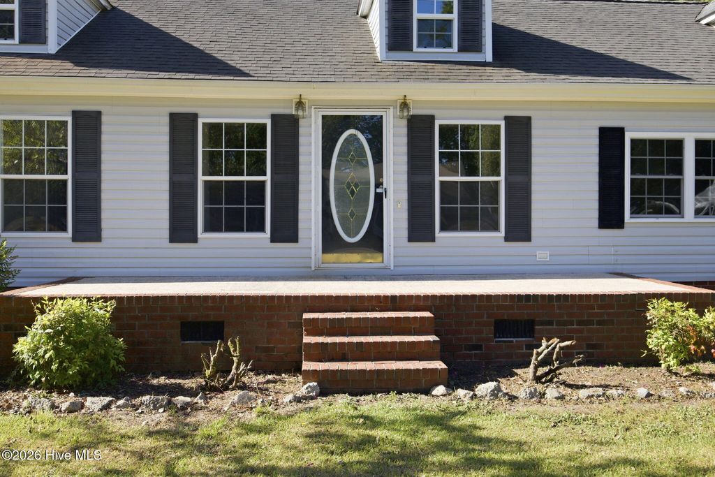 Photo of 1196 Dogwood Ridge Drive, Winterville, NC 28590 (MLS # 100568812)