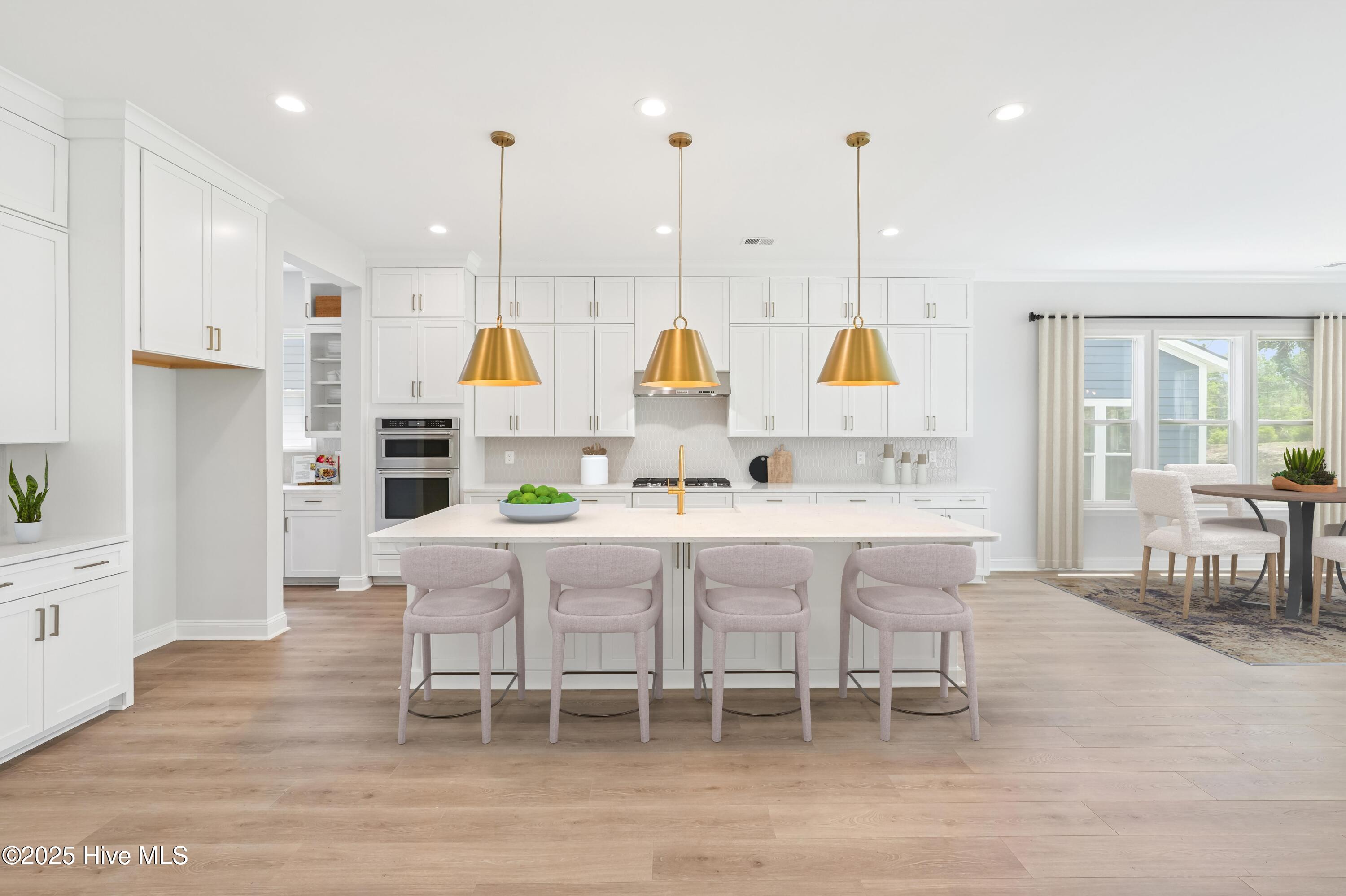 1543 St. Lucia Drive SW