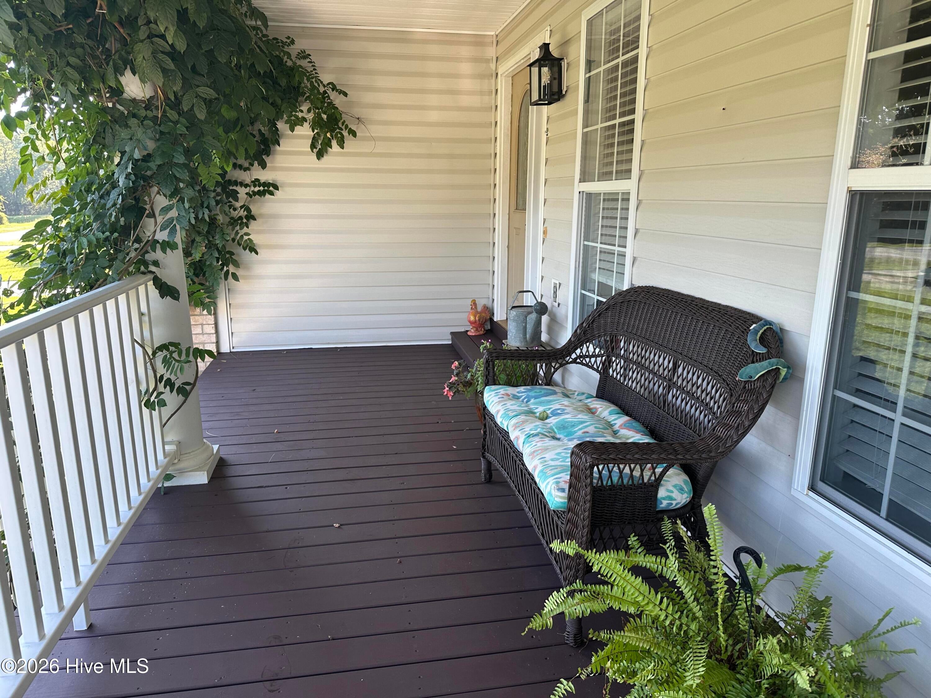 227 E Ivybridge Drive