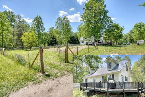 Homes For Sale - 1059 Pleasant Hill Road<br/> Murphy, NC 28906