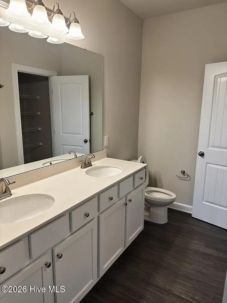 Photo of 206 Crab Claw Spit Lane, Jacksonville, NC 28546 (MLS # 100609074)