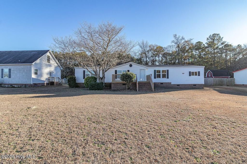 Photo of 149 Brandy Avenue, La Grange, NC 28551 (MLS # 100547728)