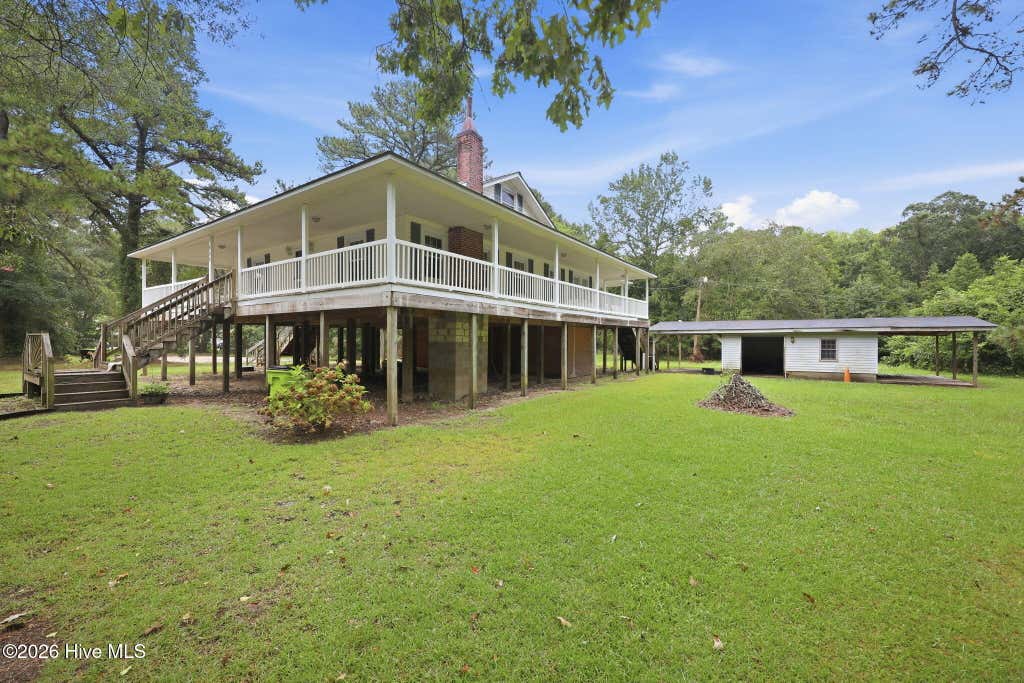 Photo of 205 Streets Ferry Road, Vanceboro, NC 28586 (MLS # 100595908)