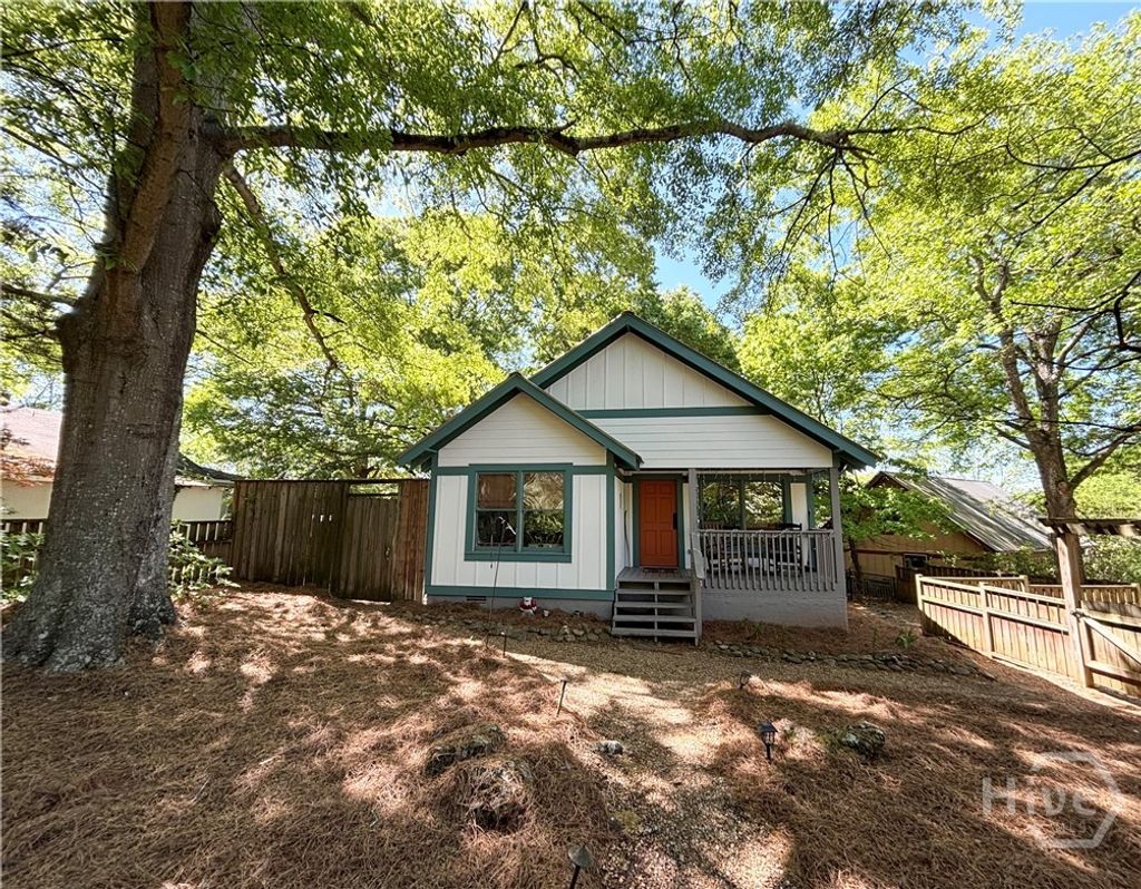 Photo of 381 Ridge Avenue, Athens, GA 30601 (MLS # CL353092)