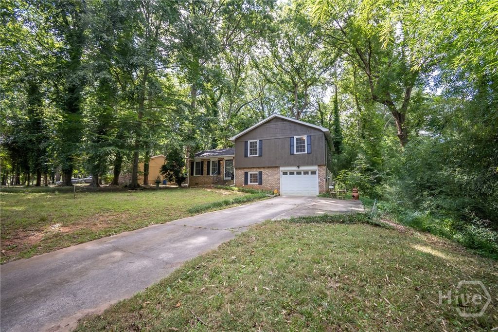 Photo of 210 Tall Tree Road, Athens, GA 30606 (MLS # CL349307)