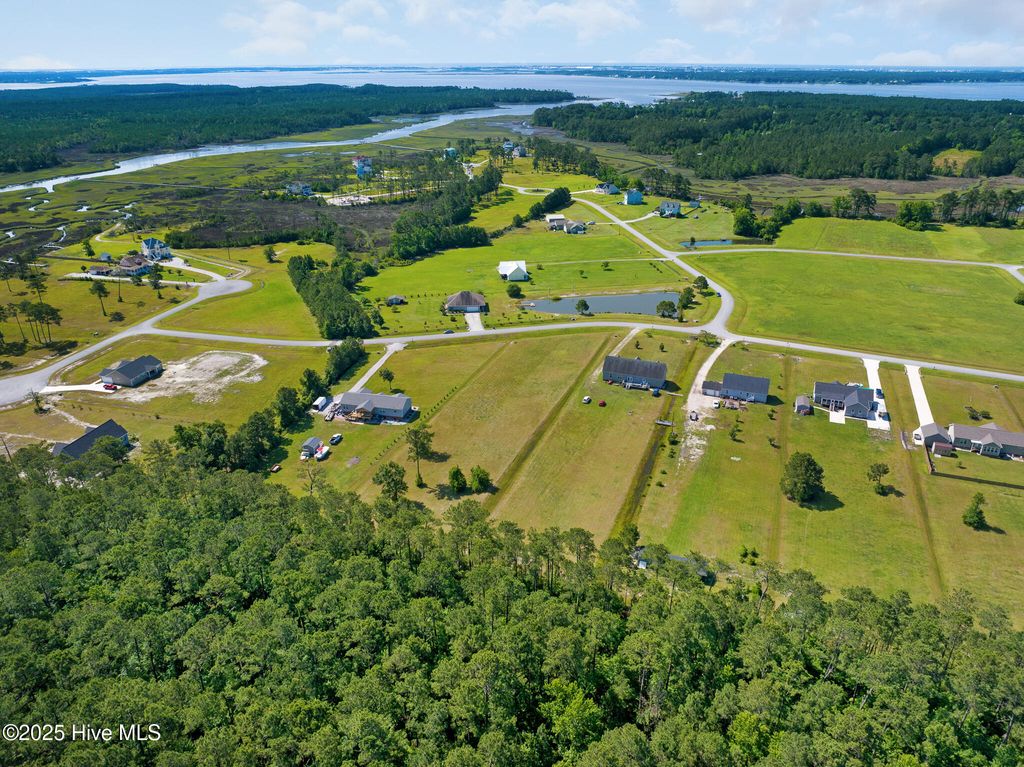 Photo of 303 Mayflower Drive, Newport, NC 28570 (MLS # 100512782)