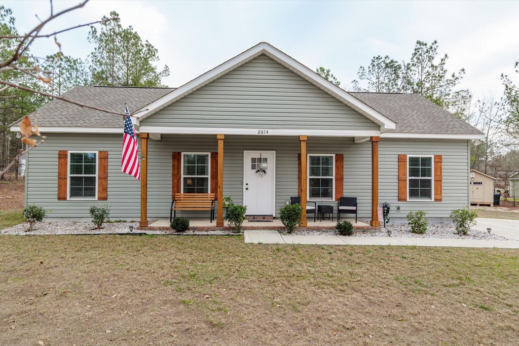 Photo of 2614 Gays Circle, Dearing, GA 30808 (MLS # 550837)