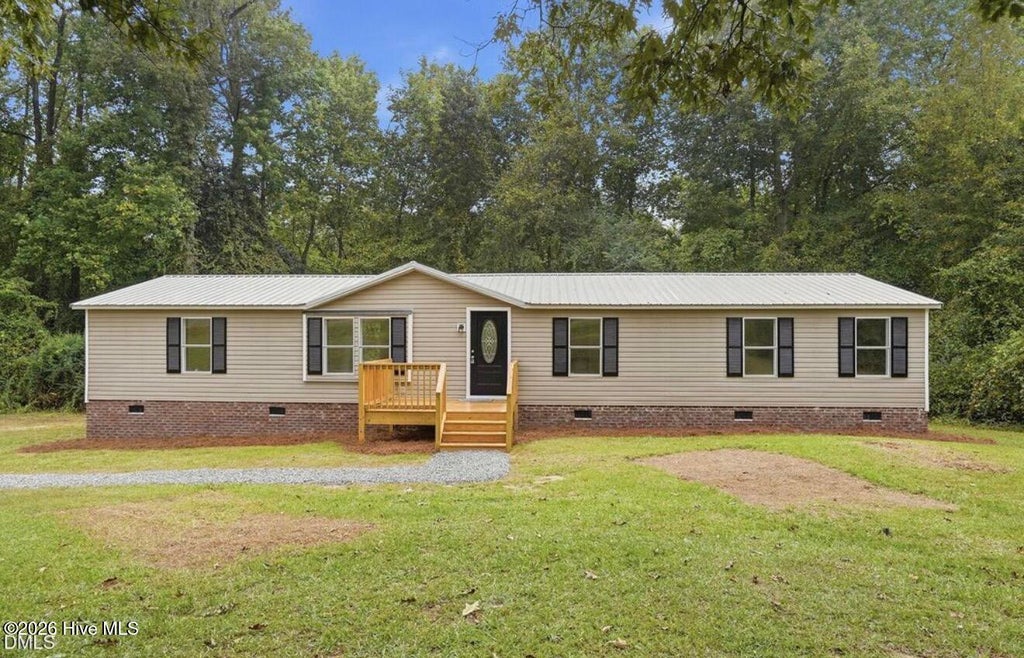 Photo of 116 Avon Lane, Newton Grove, NC 28366 (MLS # 100606676)