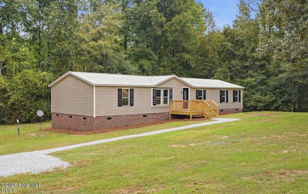 Photo of 116 Avon Lane, Newton Grove, NC 28366 (MLS # 100606676)