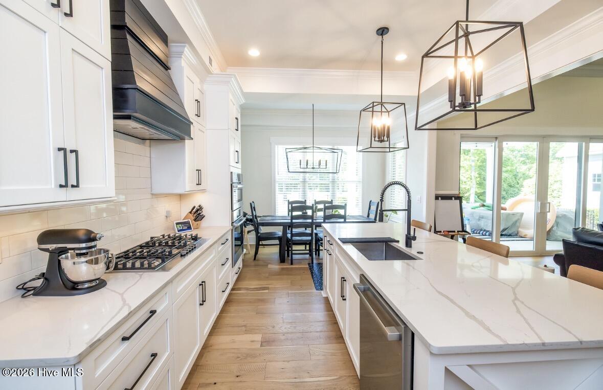 9274 Fallen Pear Lane NE