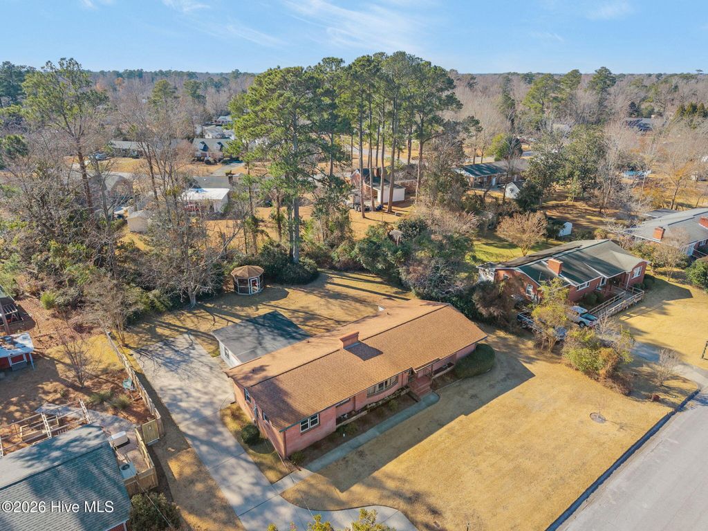 Photo of 205 Fenton Place, Jacksonville, NC 28540 (MLS # 100547084)