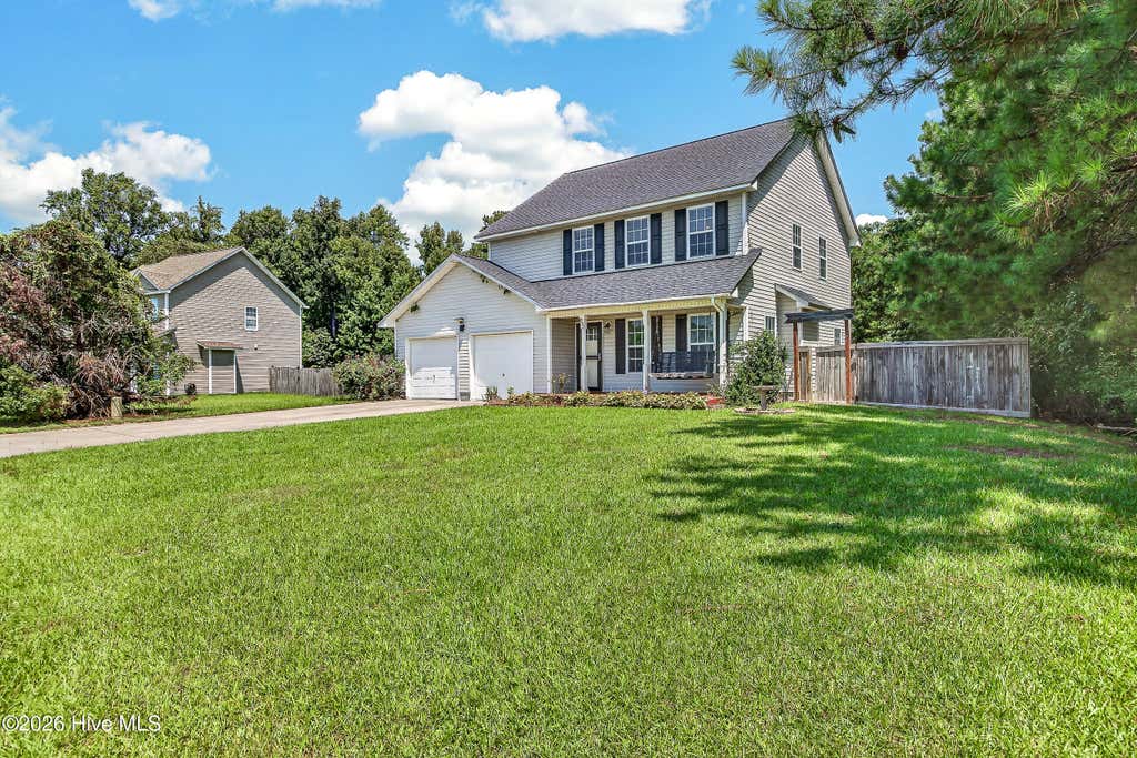 Photo of 202 Halibut Court, Maysville, NC 28555 (MLS # 100598580)