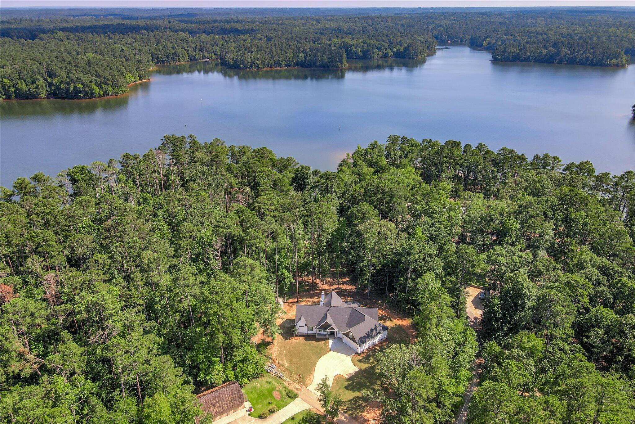 1199 Pawnee Drive