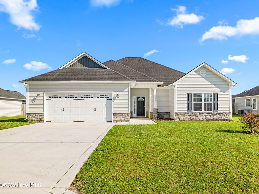 Photo of 506 Ivory Court, Jacksonville, NC 28546 (MLS # 100576083)