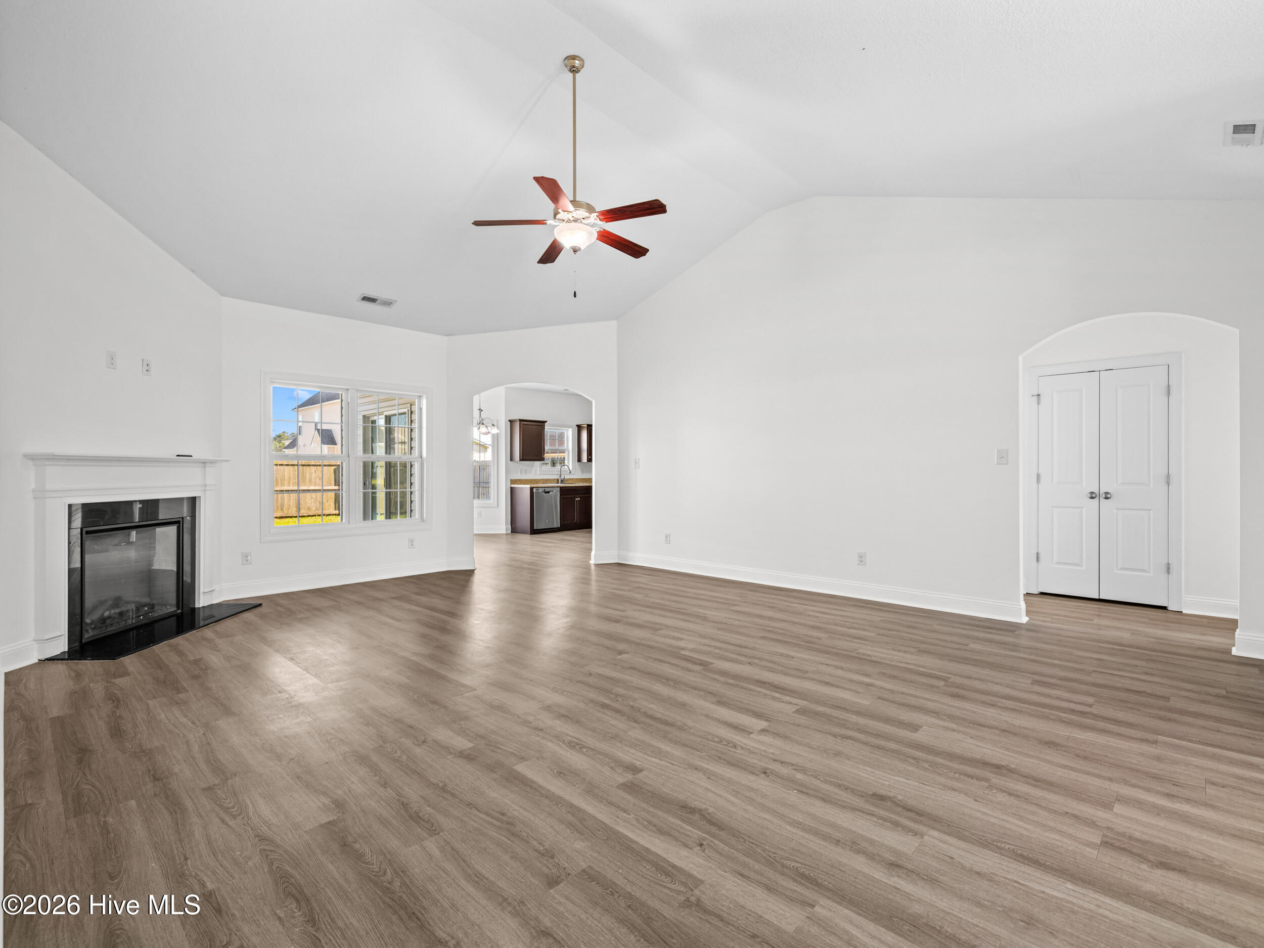 506 Ivory Court