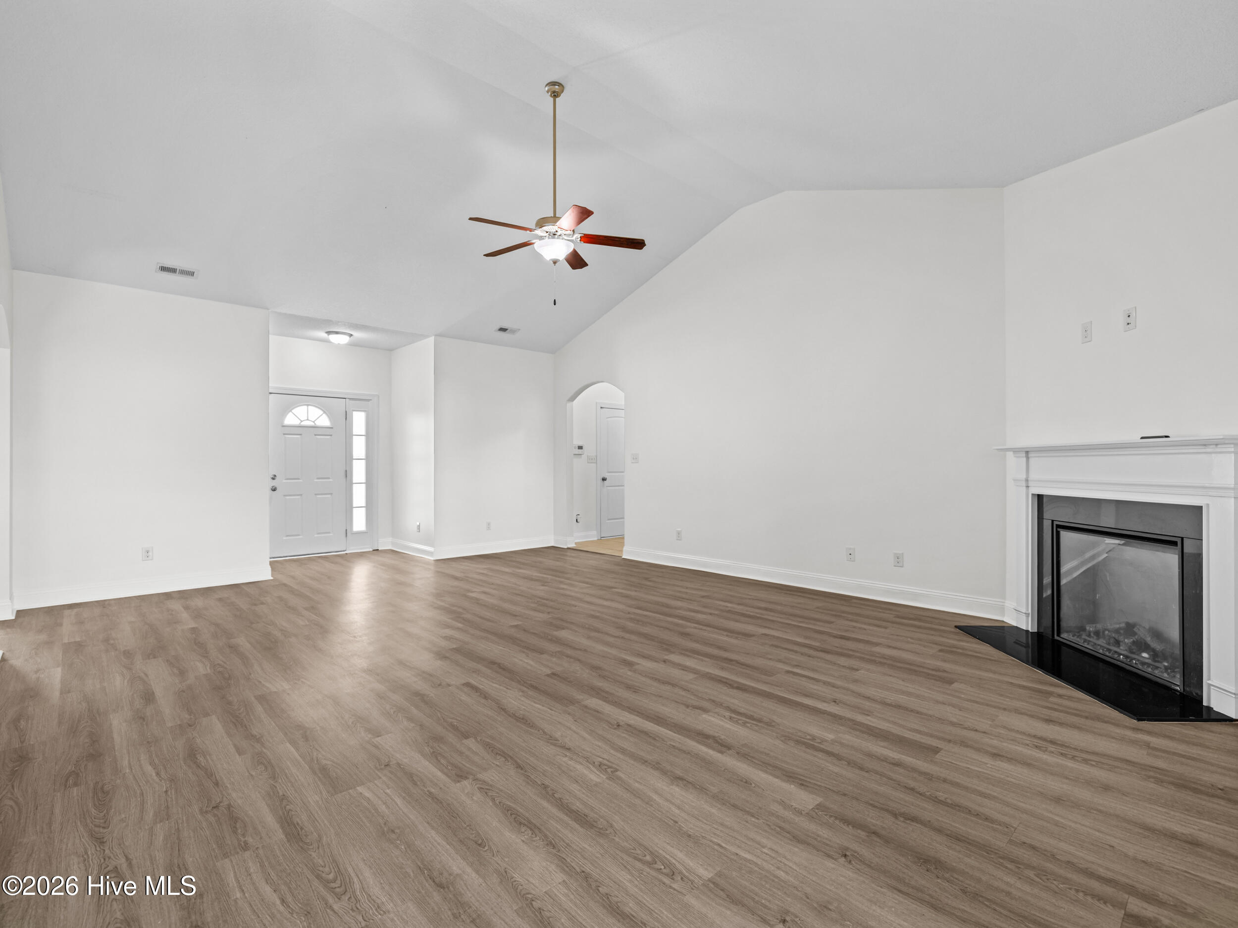 506 Ivory Court