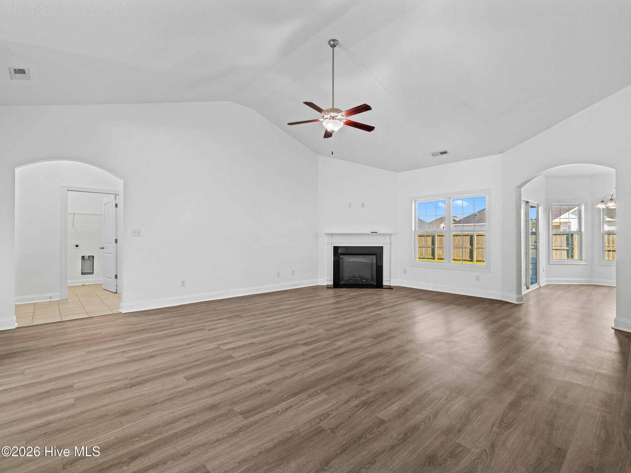 506 Ivory Court