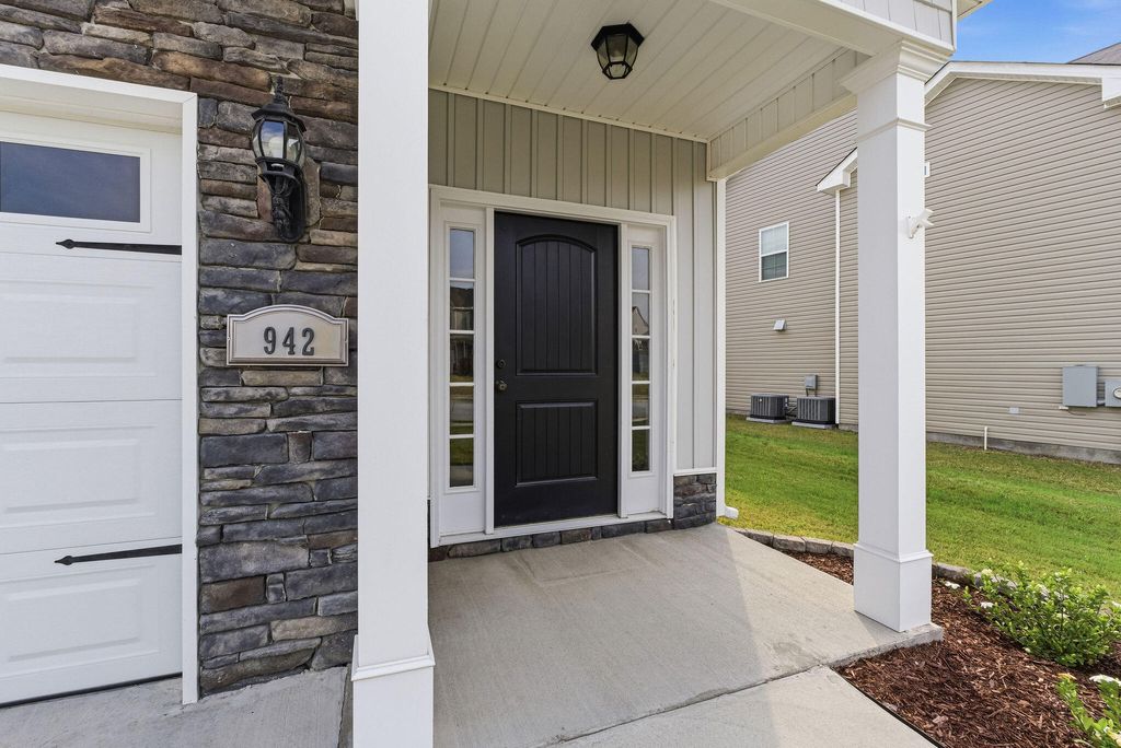 Photo of 942 Mulford Loop, Augusta, GA 30909 (MLS # 555248)