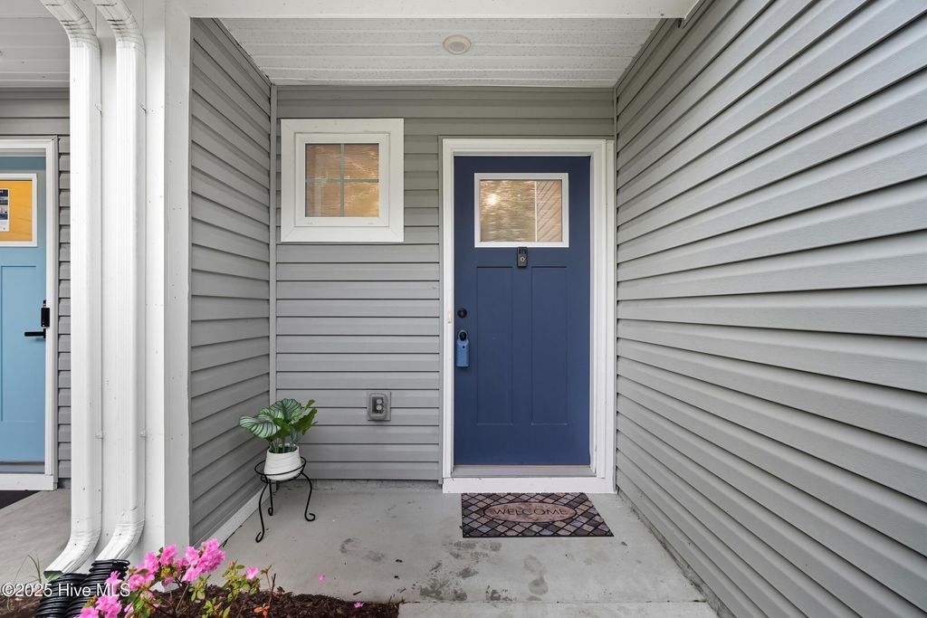 Photo of 1502 Lambsberry Circle, Elizabeth City, NC 27909 (MLS # 100533838)