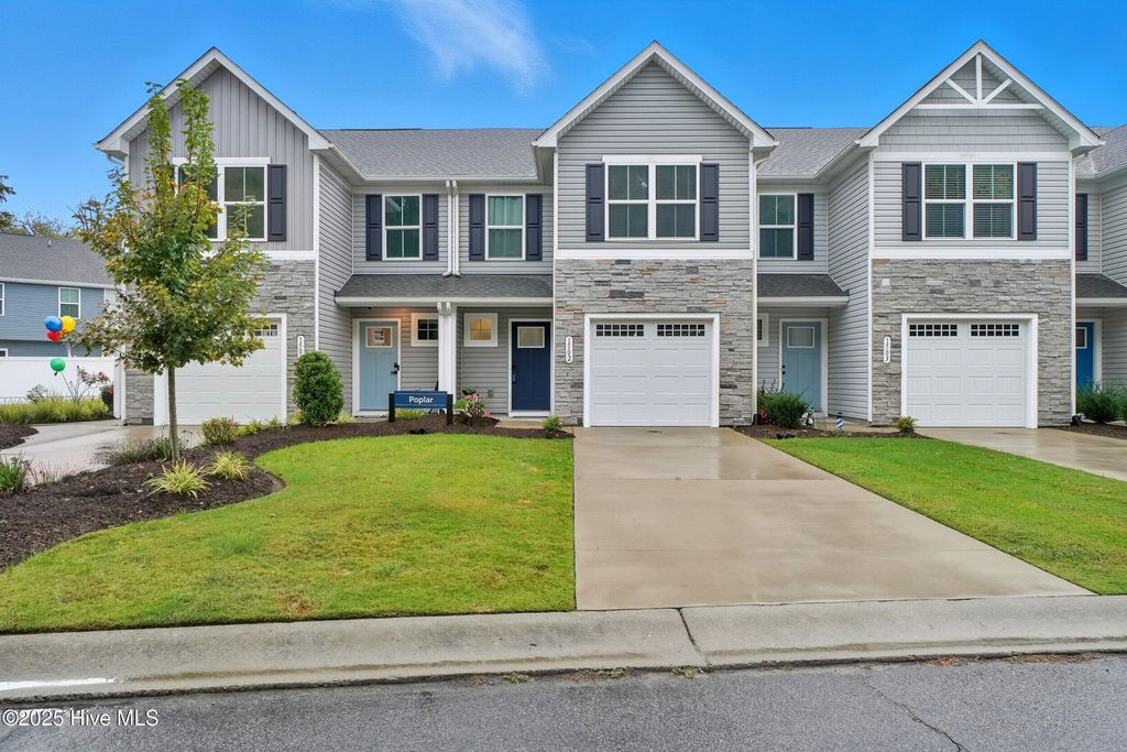 Photo of 1502 Lambsberry Circle, Elizabeth City, NC 27909 (MLS # 100533838)