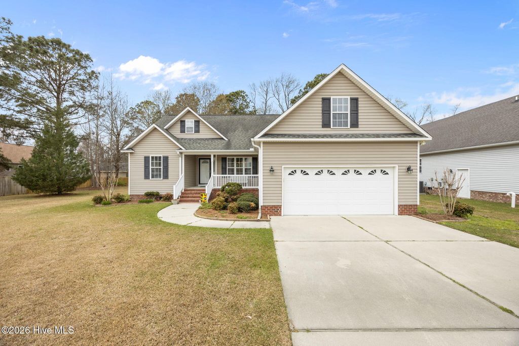 Photo of 304 Fishing Creek Drive, New Bern, NC 28562 (MLS # 100561414)