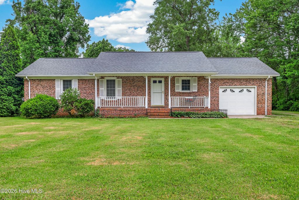 Photo of 1313 Pony Farm Road, Jacksonville, NC 28540 (MLS # 100576663)