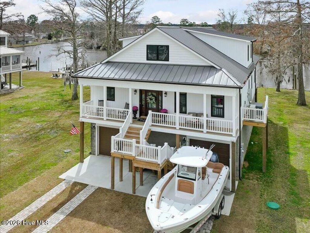 Photo of 94 Maritime Court, Chocowinity, NC 27817 (MLS # 100560636)