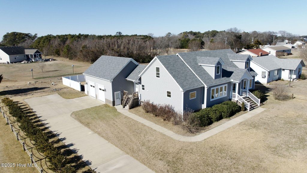 Photo of 1055 Waterlily Road, Coinjock, NC 27923 (MLS # 100507668)