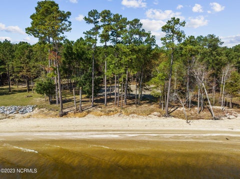 Vacant Land For Sale - 8 Sandy Bay Drive<br/> Oriental, NC 28571