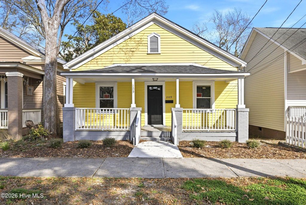 Photo of 209 S 13th Street, Wilmington, NC 28401 (MLS # 100562420)