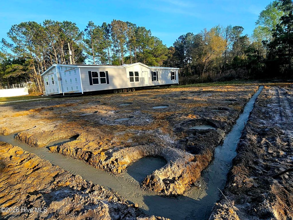 Photo of 109 Mockingbird Lane, Holly Ridge, NC 28445 (MLS # 100565039)