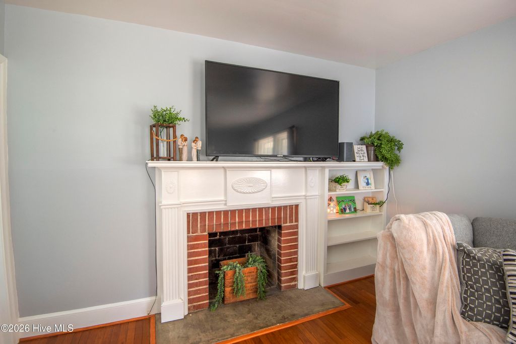 Photo of 302 S Poplar Street, Hobgood, NC 27843 (MLS # 100575508)