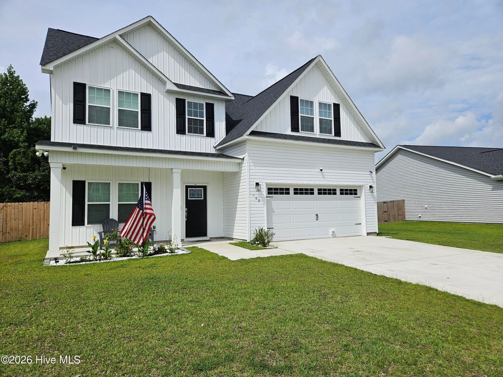 Photo of 109 Fox Cove Crossing, Jacksonville, NC 28546 (MLS # 100607890)