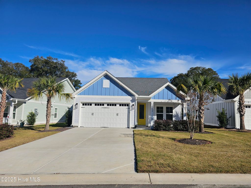 Photo of 2082 Greenside Manor Drive #L-37, Ocean Isle Beach, NC 28469 (MLS # 100454107)