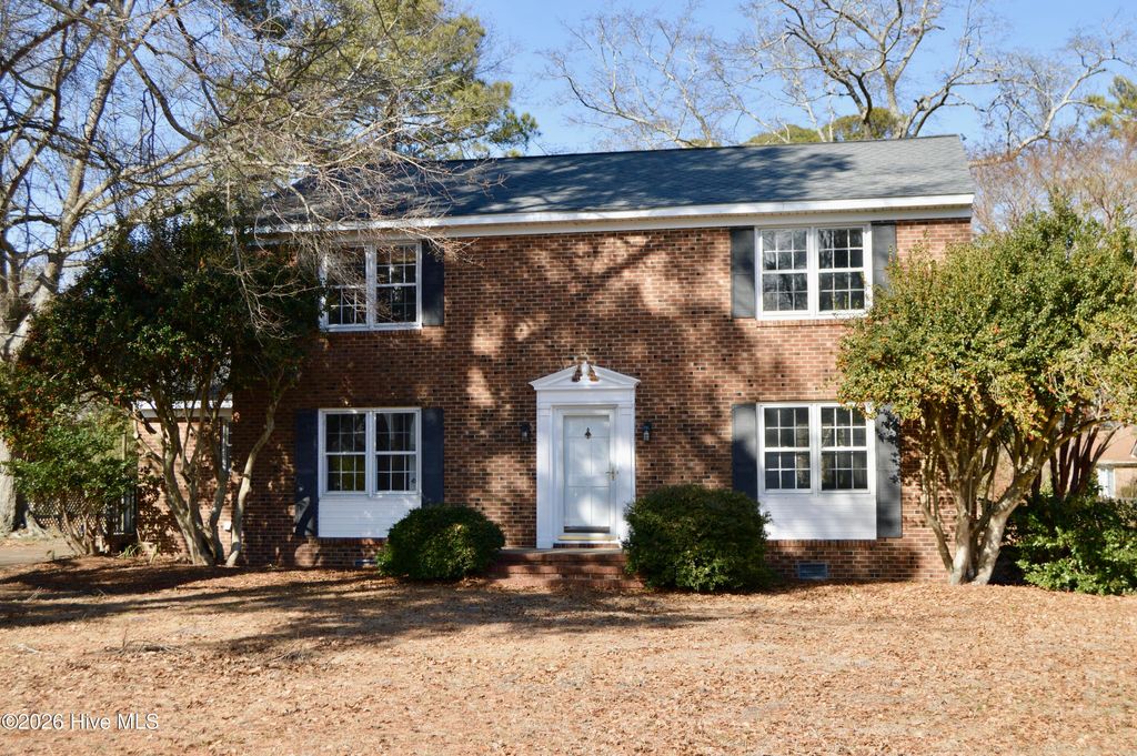 Photo of 205 Pinewood Drive, Goldsboro, NC 27534 (MLS # 100550696)