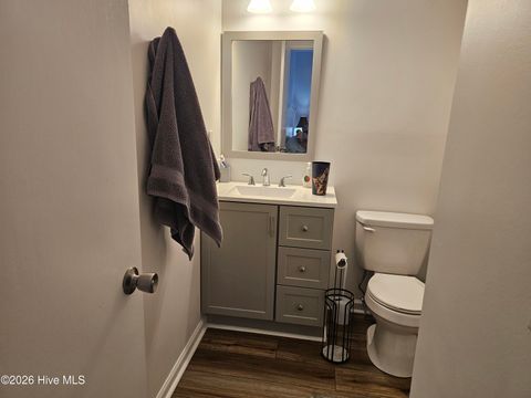 Tiny photo for 2712 S 17th Street #Apt C, Wilmington, NC 28412 (MLS # 100564512)