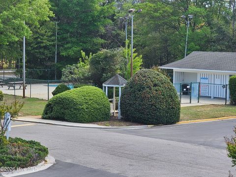 Tiny photo for 2712 S 17th Street #Apt C, Wilmington, NC 28412 (MLS # 100564512)