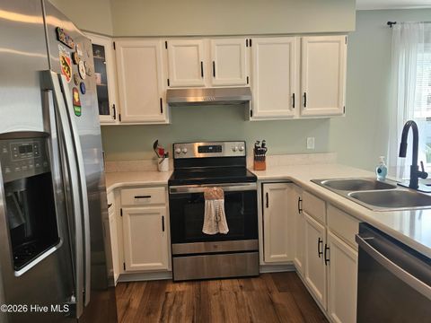 Tiny photo for 2712 S 17th Street #Apt C, Wilmington, NC 28412 (MLS # 100564512)