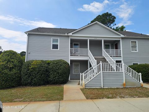 Photo of 2712 S 17th Street #Apt C, Wilmington, NC 28412 (MLS # 100564512)