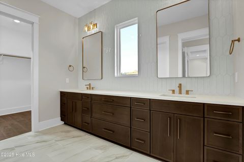 Tiny photo for 113 Diamond Point Court, Surf City, NC 28445 (MLS # 100544743)