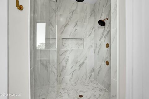 Tiny photo for 113 Diamond Point Court, Surf City, NC 28445 (MLS # 100544743)