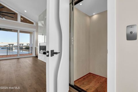 Tiny photo for 113 Diamond Point Court, Surf City, NC 28445 (MLS # 100544743)