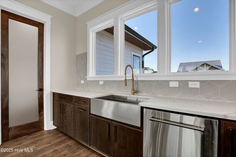 Tiny photo for 113 Diamond Point Court, Surf City, NC 28445 (MLS # 100544743)